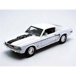 Voiture Miniature de Collection - MAISTO 1/18 - FORD Mustang GT Cobra Jet - 1968 - Blanc