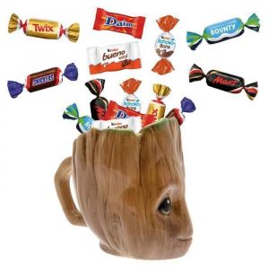 GARDIENS DE LA GALAXIE  Mug Groot garni de 20 chocolats Kinder Daim Milka & Célébrations  LICENCE OFFICIELLE  Idée cadeau