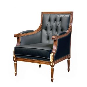 Fauteuil style Empire avec détails en feuille d'or