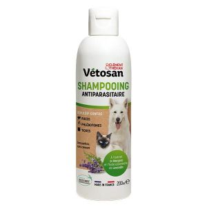 Clément Thékan Vétosan Shampooing Antiparasitaire pour chiens et chats 200 ml