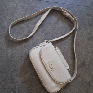 Calvin Klein Maroquinerie  Sac a main Vente le sac Calvin Klein