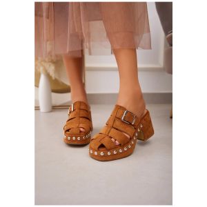 Vera Collection  Sandales Mules Sabots spartiate à talon avec boucle et clous, Camel