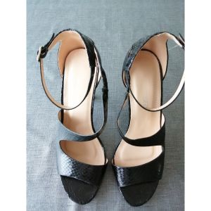 Mascara  Sandales Escarpins hauts ouverts