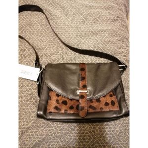Betty London  Sac Bandouliere SAC Betty London