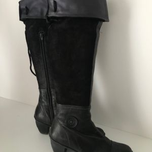 Bottes Pataugas BOTTES FEMME CUIR PATAUGAS - Couleur 41 - Taille Noir