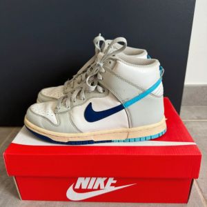 Nike  Baskets montantes enfant Basket nike