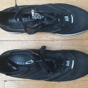 Bikkembergs  Baskets basses Baskets chics Bikkenbergs 44