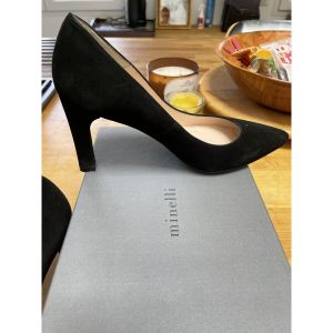 Maison Minelli  Chaussures escarpins Escarpin noir minelli