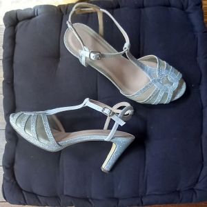 Menbur  Sandales Sandales de soirée