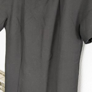 Tara Jarmon  Robe courte ROBE NOIRE COUPE DROITE MANCHES COURTES