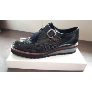 Regard  Derbies derbies REGARD