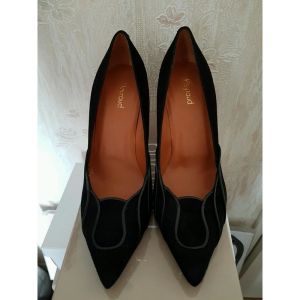 Heyraud  Chaussures escarpins Escarpins noirs en