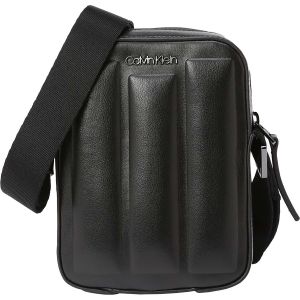 Calvin Klein Jeans  Sac Line Quilt Pu Reporter Xs
