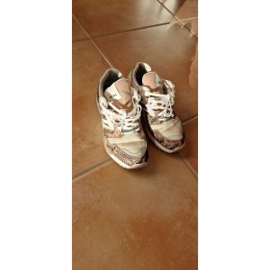 Baskets basses adidas Adidas torsion écailles - Couleur 40 - Taille Beige