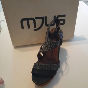 Mjus  Sandales Sandales talons