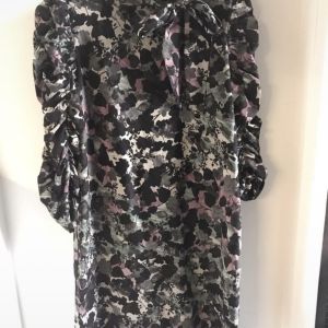 Sisley  Robe courte Robe courte Sisley