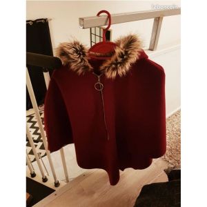 Sans marque  Gilet Poncho Bordeaux à capuche fourrure