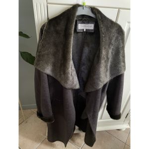 Gerard Darel  Manteau Joli manteau long fausse fourrure