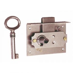 Serrure de meuble rustique - l 65 mm - H 45 mm - axe 25 mm BRICOZOR