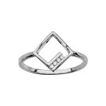 Bague en argent rhodi&eacute; avec carr&eacute; ajour&eacute; et oxydes blancs sertis