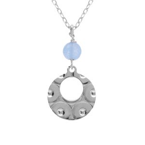 Collier argent rhodié pendentif rond martelé avec 1 boule jade bleu ciel réglable 40 à 45cm
