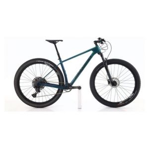 megamo factory 30   velo vtt   tres bon etat