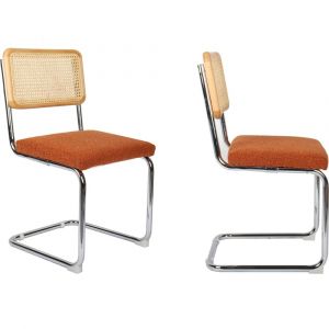 Lot de 2 chaises en cannage, tissu boucl&eacute; rouille et m&eacute;tal chrom&eacute;