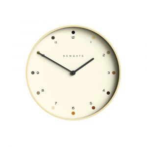 Horloge murale moderne ronde en contreplaqu&eacute; clair