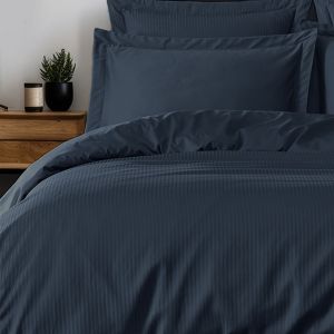 Housse de couette ray&eacute;e r&eacute;versible en satin Marine 240x220 cm