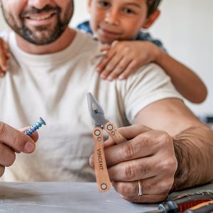 Outil multifonction personnalisé - 7 cm