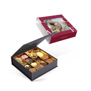Bo&icirc;te de chocolats personnalis&eacute;e - Saint Valentin - 16 pi&egrave;ces