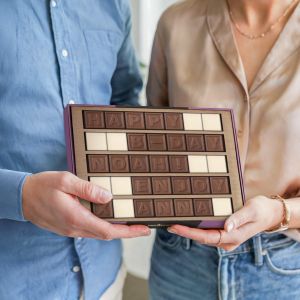 Télégramme personnalisé en chocolat - 35 caractères