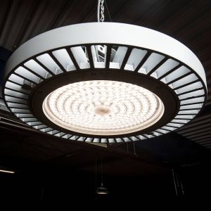 LTS Projecteur de hall LED FLC 840 suspendu Lentille 66° 152W