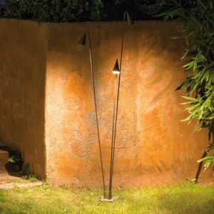 Vibia Lampadaire d'ext&eacute;rieur LED Brisa, &agrave; 1 lampe, kaki