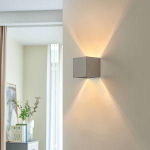 Lindby Jayden applique de forme angulaire