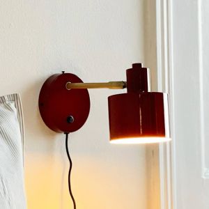 Dyberg Larsen Applique murale Ocean, rouge foncé, saillie 30 cm