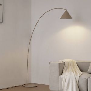 Lindby lampadaire arqué Triangolo, beige, hauteur 195 cm, métal, E27