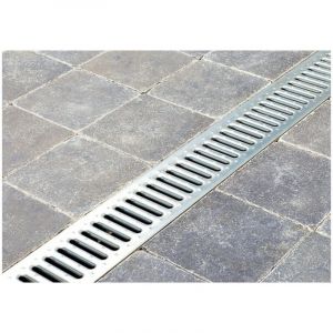 Caniveau d'&eacute;vacuation Gala-G100 &ndash; Longueur 100 cm &ndash; Largeur 13 cm &ndash; Grille en fonte classe C 250 &ndash; Capacit&eacute; 687 cm&sup2;/m &ndash; ACO