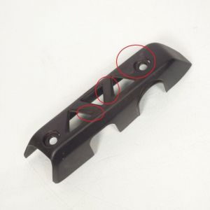 [PRODUIT D'OCCASION] Protection de radiateur droite origine pour moto Suzuki 650 SV