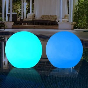 Lampe LED pour spa, lot de 2 lumi&egrave;res flottantes de 40 cm, lampe de piscine LED &eacute;tanche IP67, boule de lumi&egrave;re de piscine avec t&eacute;l&eacute;commande pour f&ecirc;te