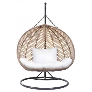 Fauteuil suspendu 2 places en r&eacute;sine tress&eacute;e - Beige et coussin blanc - VAHINA de MYLIA
