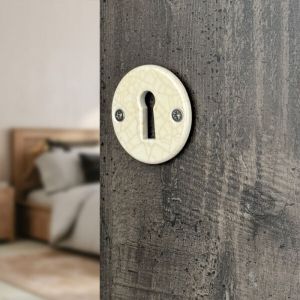 Ouvre&D&eacute;co - 2 rosaces de poign&eacute;e de porte rondes LIZON entr&eacute;e de cl&eacute;, Porcelaine beige craquel&eacute;