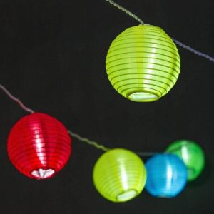 Guirlande 16 Lampions 8cm multicolores en tissu plastifi&eacute; pour ext&eacute;rieur prolongeable
