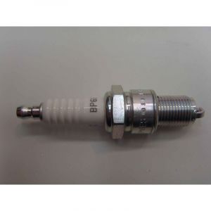 Bougie ngk BP6ES moteur tondeuse 240205 Honda gcv 190 minirider mtd
