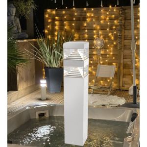 Borne Led Pyramide abords de piscine - 12V - 1000 lumens - 4000K