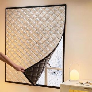 Film isolant autocollant pour fen&ecirc;tres, rideaux occultants, rideaux insonoris&eacute;s (80 cm de large x 100 cm de haut)