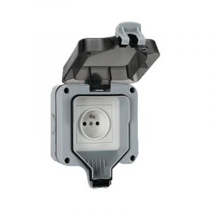 IP66 ext&eacute;rieur &eacute;tanche aux &eacute;claboussures bo&icirc;tier enfichable simple rang&eacute;e &eacute;tanche &agrave; la pluie prise ext&eacute;rieure &eacute;tanche, un trou