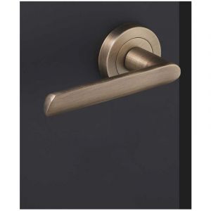 Ensemble de Poign&eacute;es sur Rosaces en Laiton - DCG - Mod&egrave;le Spartine - Bronze Vieilli