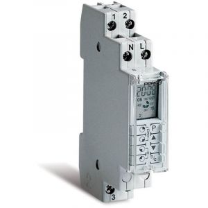 Wallair 1IO1070 Minuterie num&eacute;rique programme journalier 3500 w IP40 r&eacute;serve de marche, passage heure d'&eacute;t&eacute;/d'hiver (automatique), fonction de pro