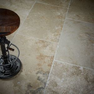 Ro'ma Nature - Carrelage Travertin 1er choix - 90x60x1,5 cm - Nuanc&eacute; (vendu par dalle de 0,54 m&sup2;)